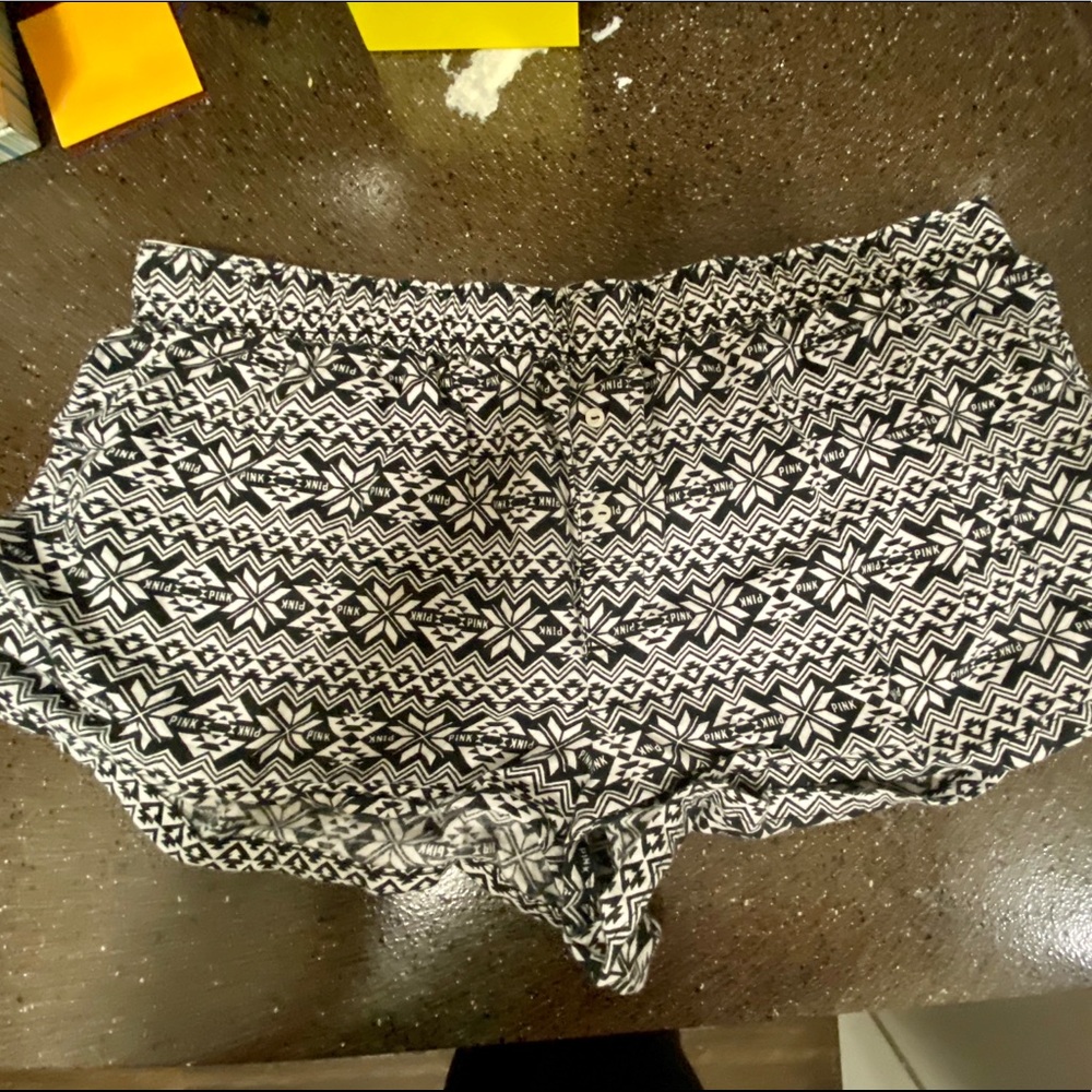 PINK by Victoria Secret Boxers